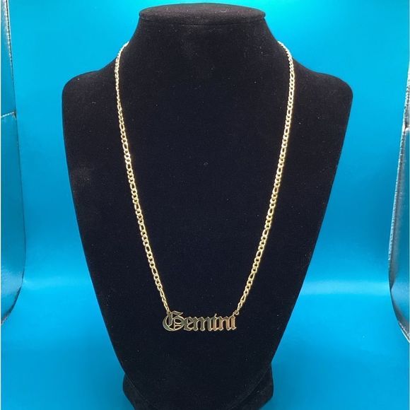 ⭐️ 14k Gold 18” Figaro Zodiac  Name Plate Necklace.(All 12signs available) - Picture 9 of 14